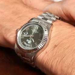 LOTUS Montre Freedom Collection Vert cadran argenté fond vert bracelet acier argenté Outlet