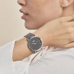 LOTUS Montre Minimalist Noir New