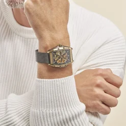 MONTIGNAC Montre Tonneau Automatique Noir cadran doré fond noir bracelet acier noir Online