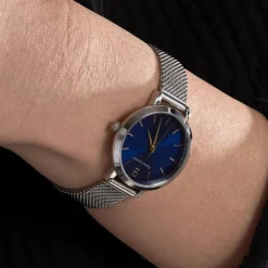 PIERRE LANNIER Montre Chouquette Bleu cadran argenté fond bleu bracelet acier argenté Discount