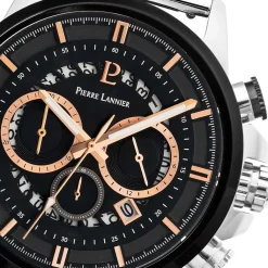 PIERRE LANNIER Montre Sentinelle Noir cadran argenté fond noir bracelet acier argenté