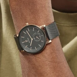 PIERRE LANNIER Montre Woofer Noir cadran noir fond noir bracelet acier noir Sale