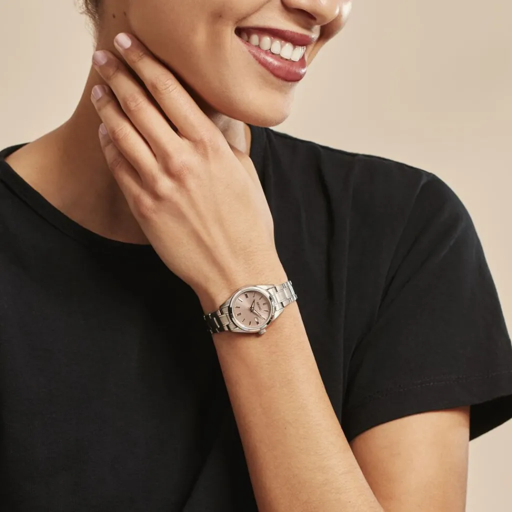 SEIKO Montre Classique Rose cadran argenté fond rose bracelet acier argenté Online