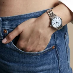 SEIKO Montre Presage Cocktail Bleu Sky cadran argenté fond bleu sky bracelet acier argenté New