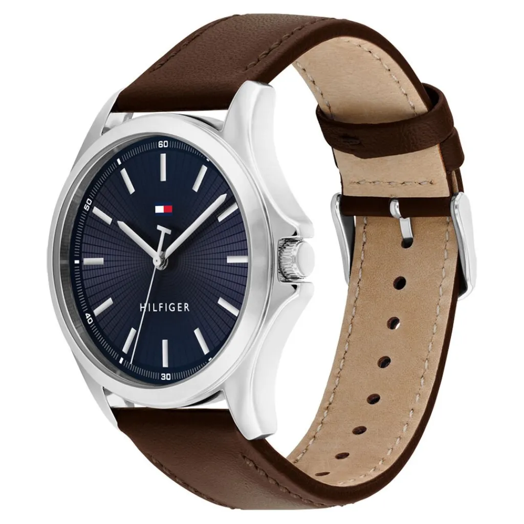 TOMMY HILFIGER Montre Bruce Bleu cadran argenté fond bleu bracelet cuir de veau marron