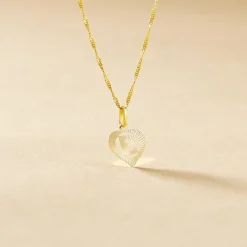 Histoire d'Or Pendentif Eudocie Coeur Lettre Or Jaune Sale