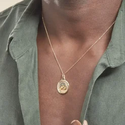 Histoire d'Or Pendentif Vierge A L'enfant Ovale Or Jaune