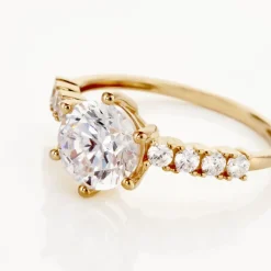 Histoire d'Or Solitaire Or Jaune Rachile Oxyde Sale